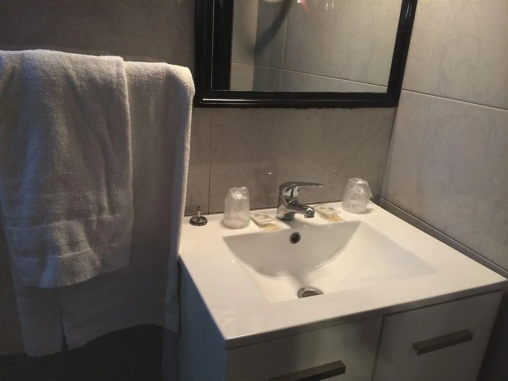Hipotel Voltaire Bastille 3* Parijs