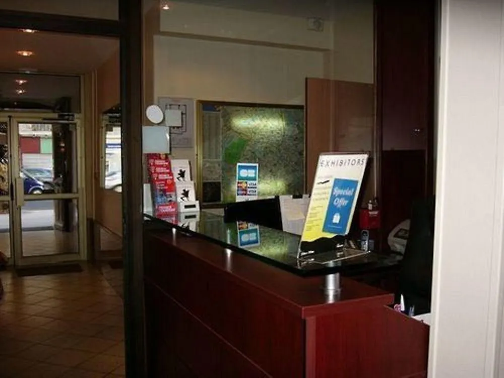 Hotel Hipotel Voltaire Bastille Parijs