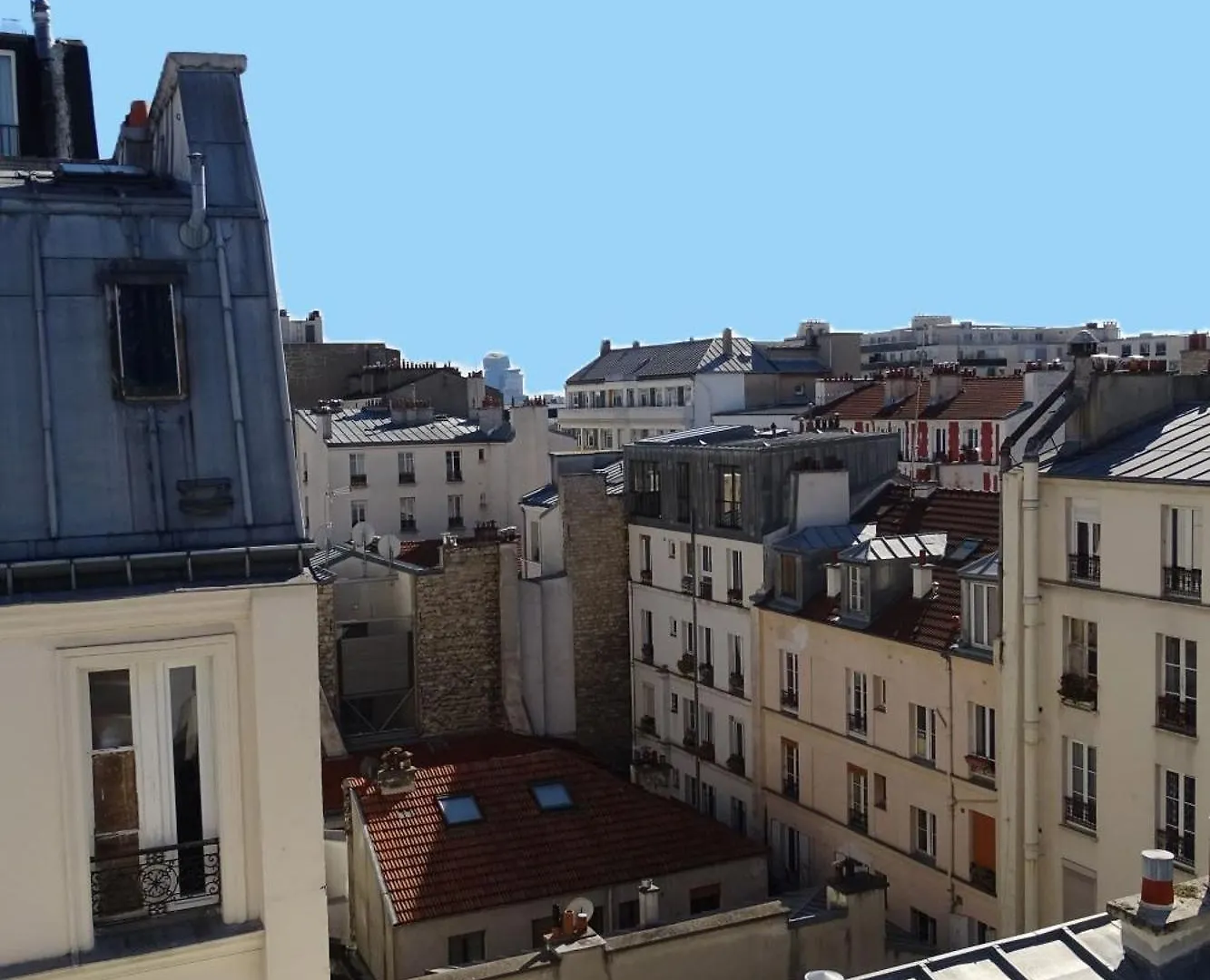 Hipotel Voltaire Bastille Hotel