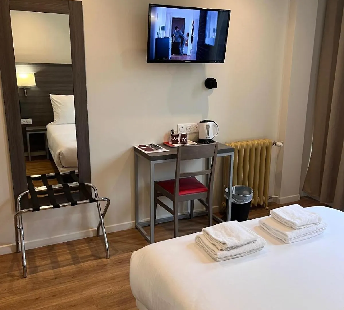 Hipotel Voltaire Bastille 3* Paris