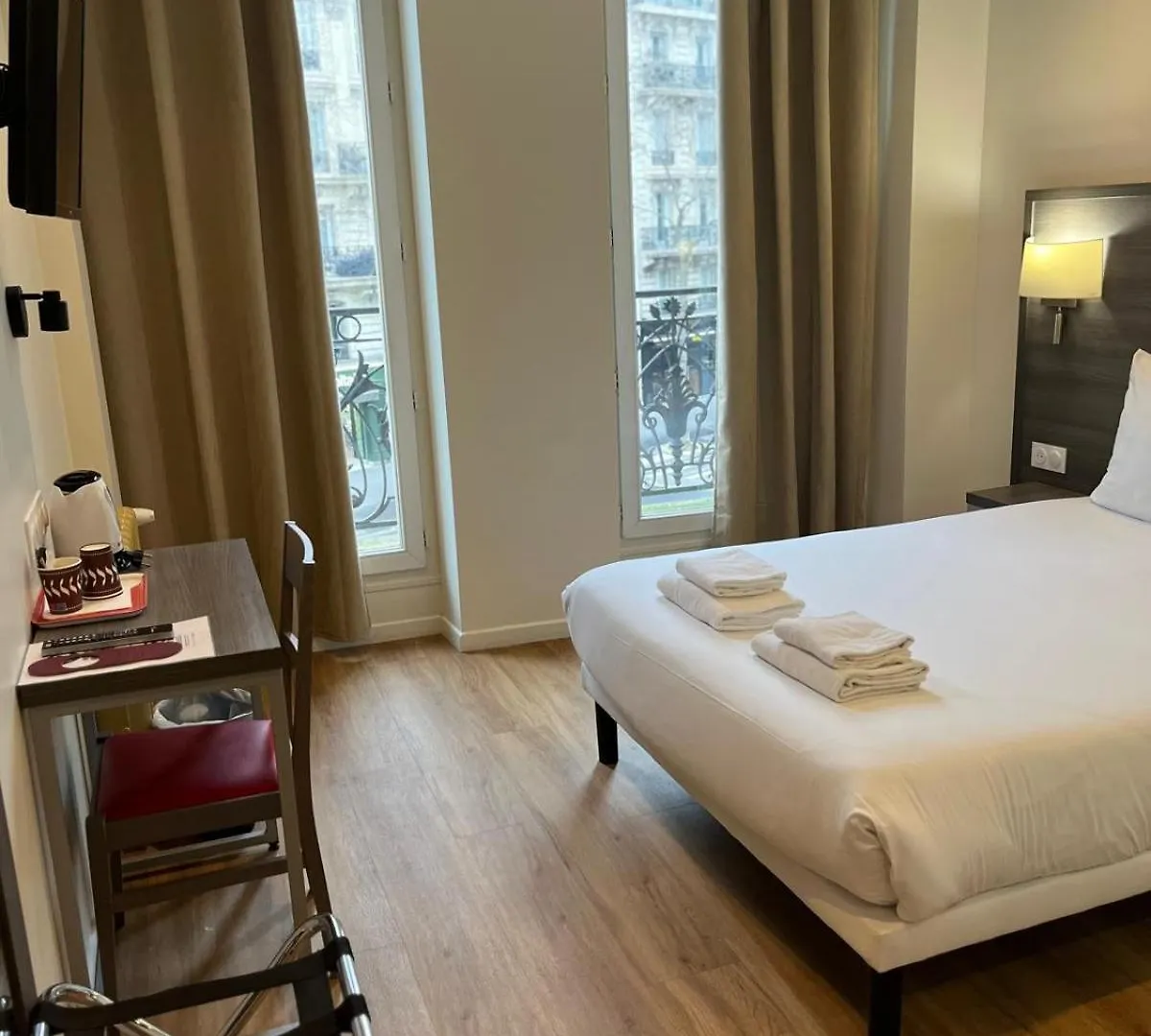 Hipotel Voltaire Bastille 3*