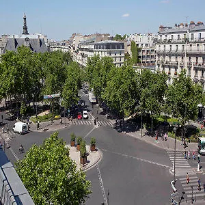Hipotel Voltaire Bastille 3* Paris