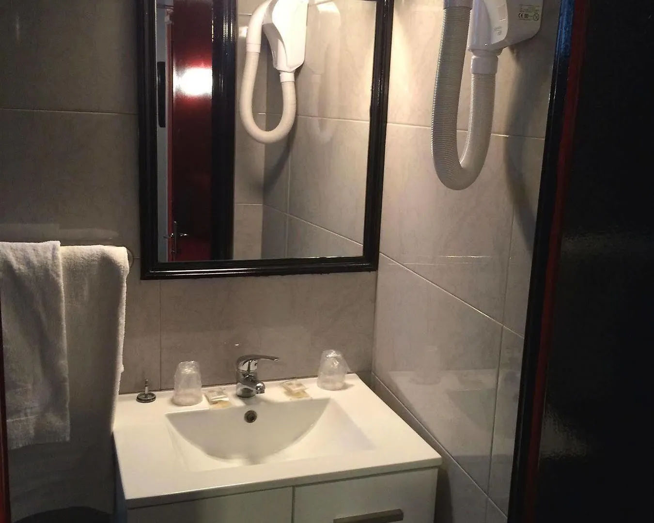 Hipotel Voltaire Bastille 3*