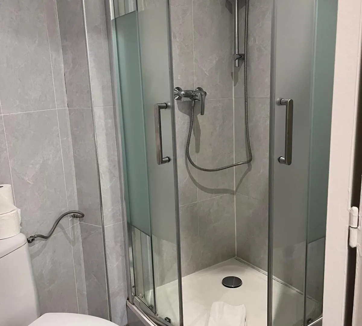 Hipotel Voltaire Bastille 3* Paris