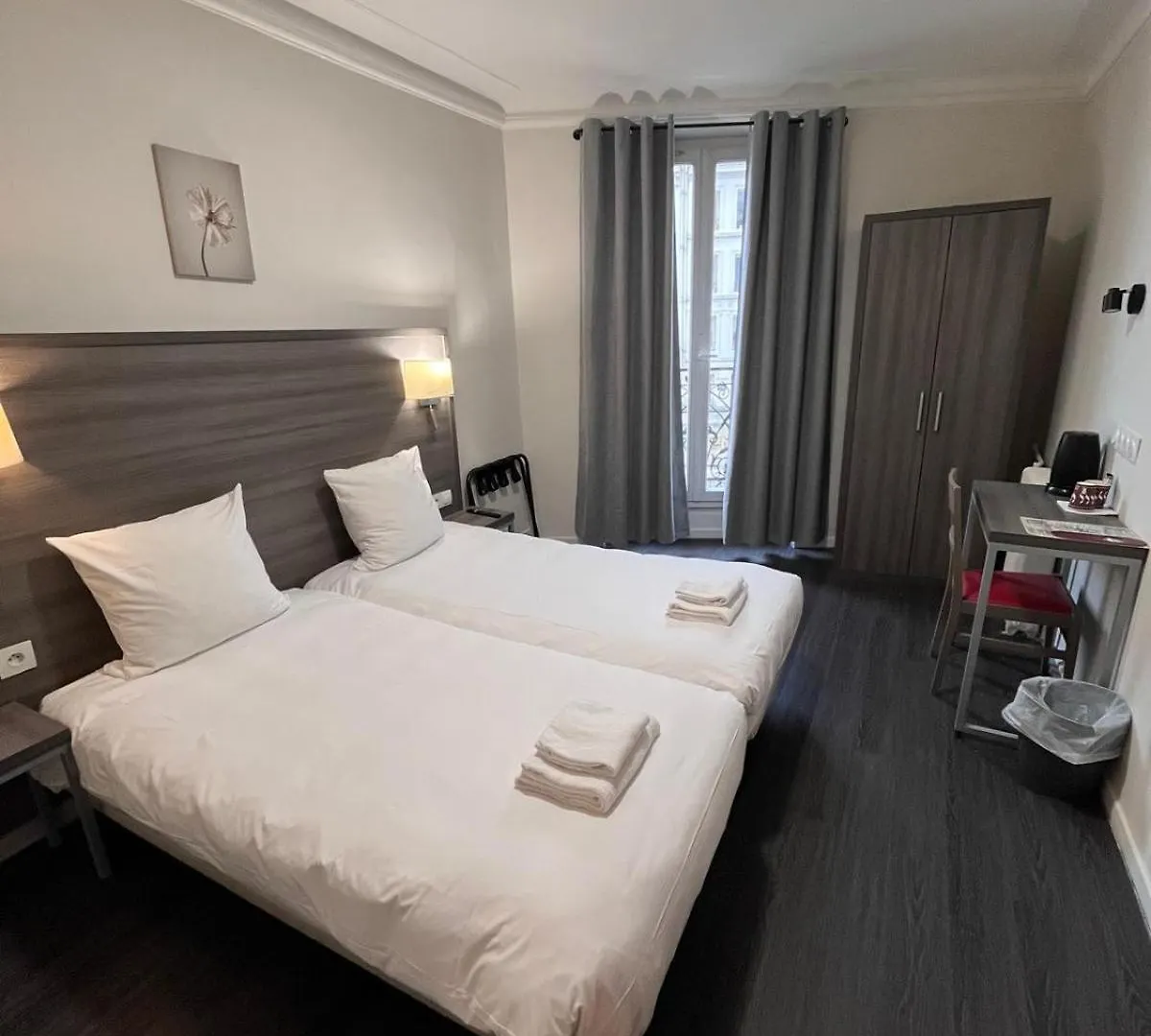 Hipotel Voltaire Bastille 3*
